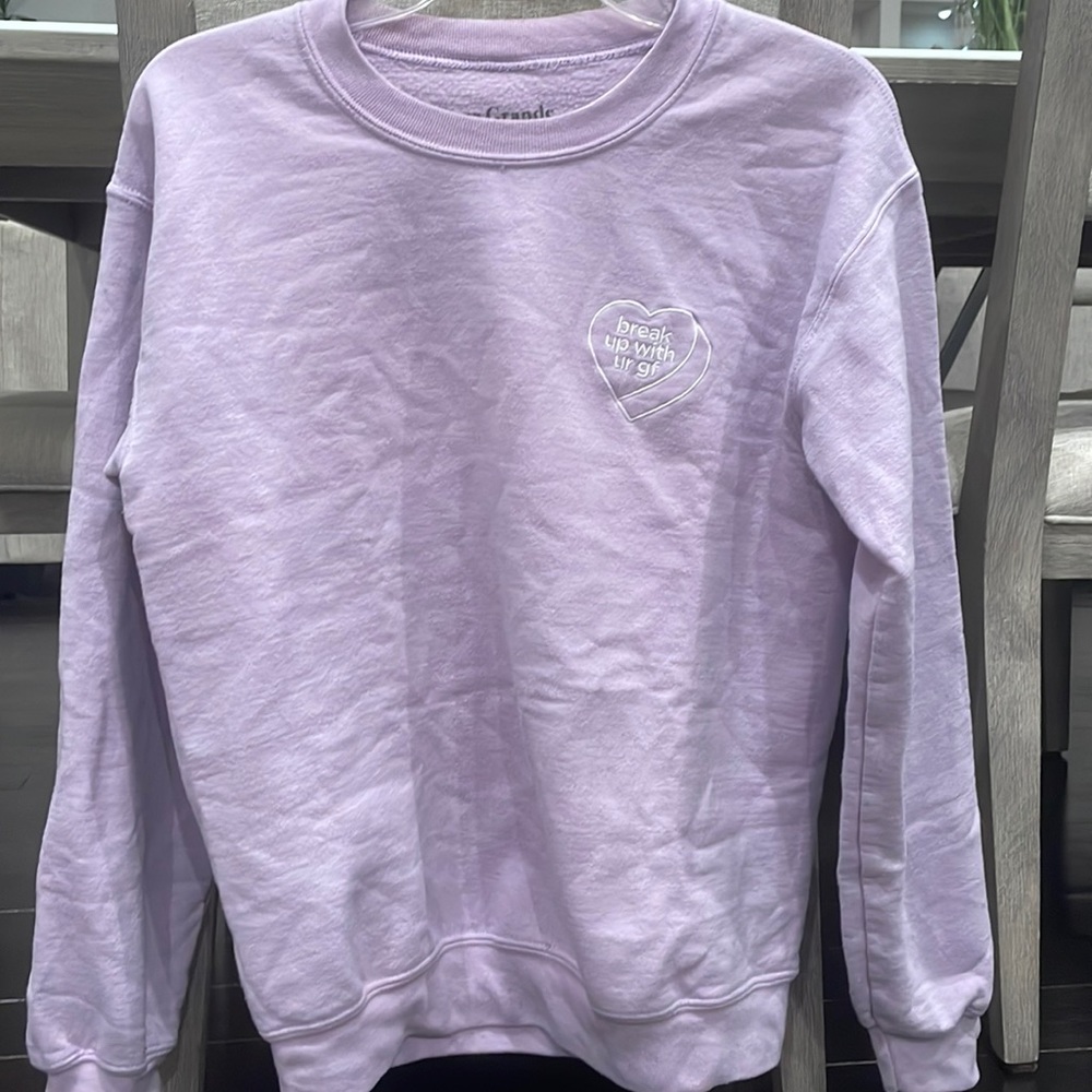 ariana grande sweater